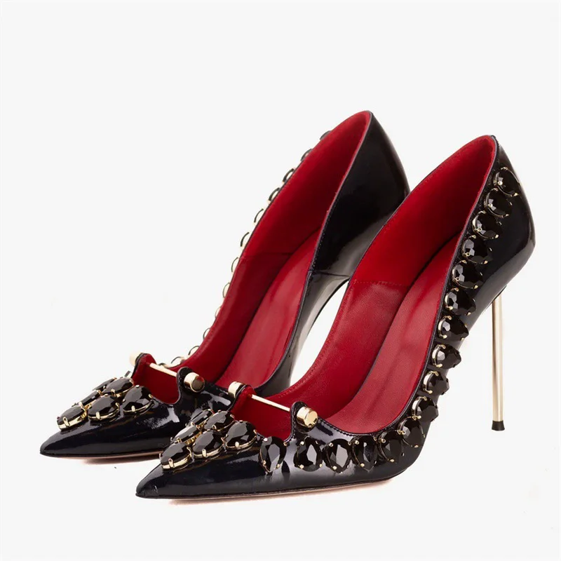 Spring and summer new pointed shallow leather crystal rivet single shoes fine high-heeled banquet dress large size women sandals
Spring and summer new pointed shallow leather crystal rivet single shoes fine high-heeled banquet dress large size women sandals