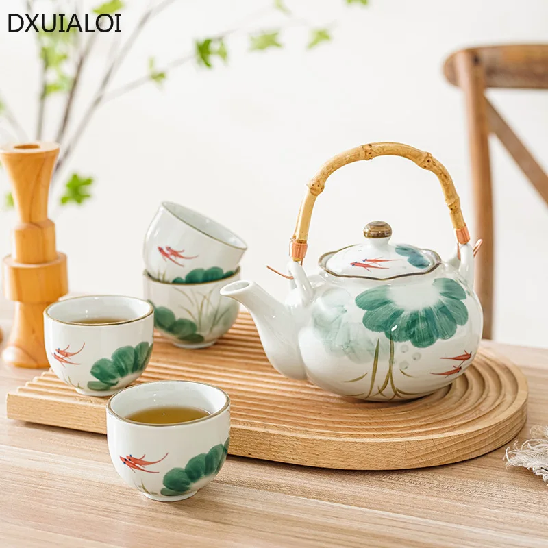 Pure hand-painted underglaze color tea set High temperature ceramic large capacity teapot ceramic cup 1 teapot, 4 cups
Pure hand-painted underglaze color tea set High temperature ceramic large capacity teapot ceramic cup 1 teapot, 4 cups