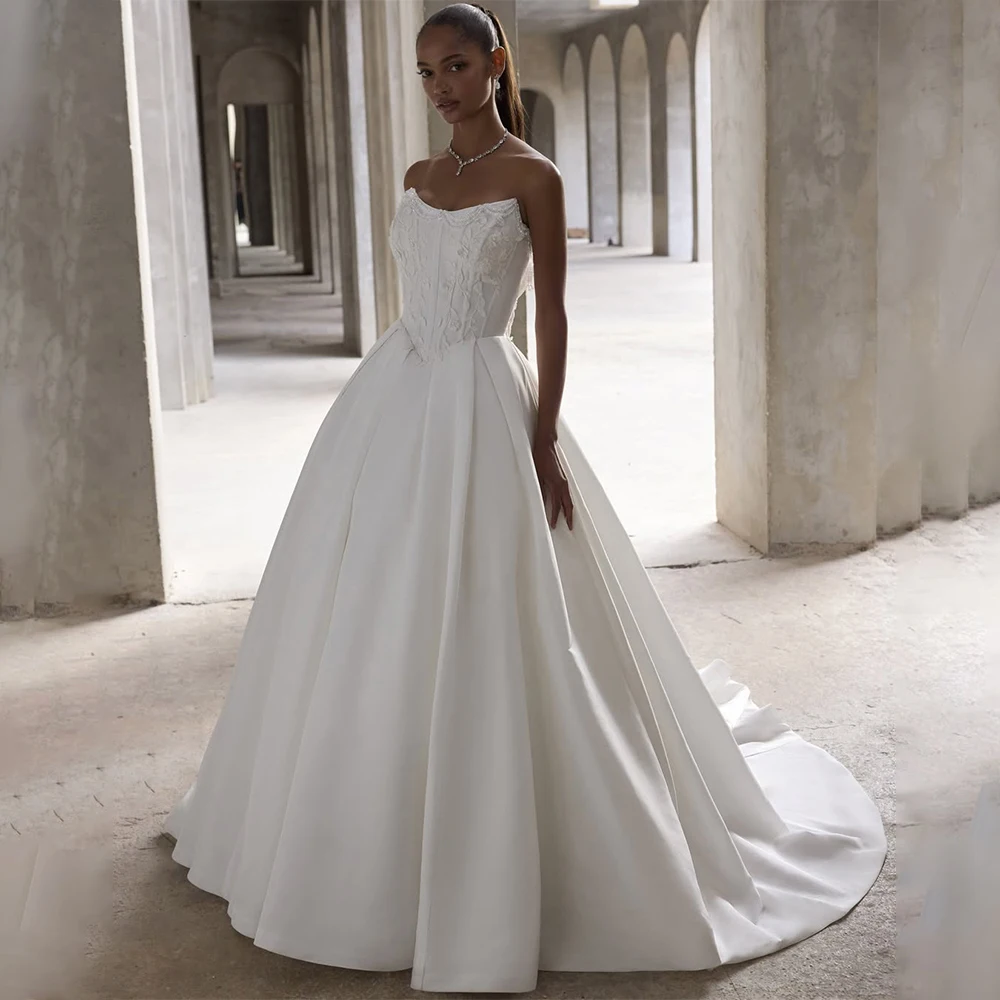 Popular Sweethart Lace Applique Satin bridal Grown A Line Wedding Dresses Sweep Train CUstom Made 2026 Vestido De Noival
Popular Sweethart Lace Applique Satin bridal Grown A Line Wedding Dresses Sweep Train CUstom Made 2026 Vestido De Noival