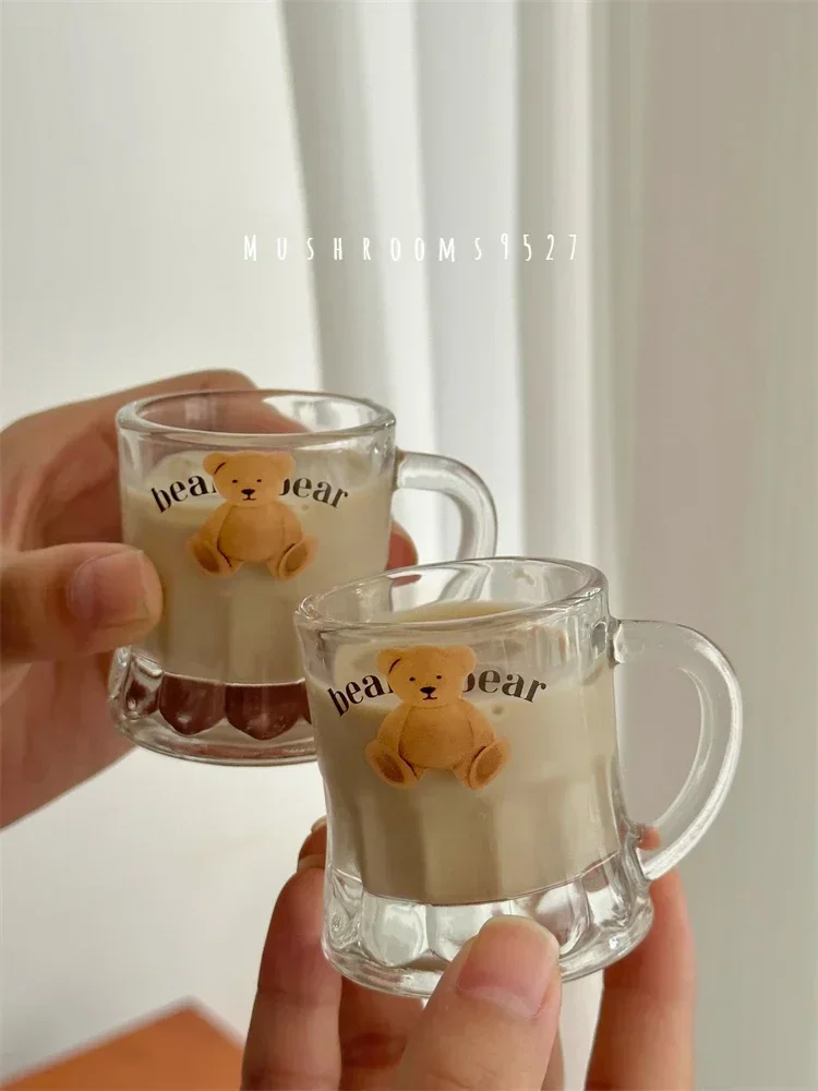 Korean Style High Color Value Cute Bear Young People Mini Shochu White Wine Glass Sip Cup Household Party
Korean Style High Color Value Cute Bear Young People Mini Shochu White Wine Glass Sip Cup Household Party