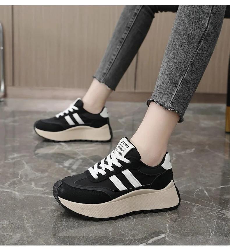 Women's Shoes 2025 Summer Casual Patchwork Leather Sneakers Casual Vulcanised Ladies Chaussure Femme Spring Thick Bottom
Women's Shoes 2025 Summer Casual Patchwork Leather Sneakers Casual Vulcanised Ladies Chaussure Femme Spring Thick Bottom