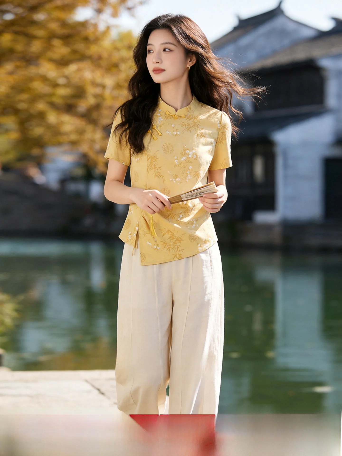 Yellow Top And Beige Skirt Two-Piece Set High Waist Polyester Blend Summer Fashion plus Size Women's Ensemble Short Sleeve
Yellow Top And Beige Skirt Two-Piece Set High Waist Polyester Blend Summer Fashion plus Size Women's Ensemble Short Sleeve