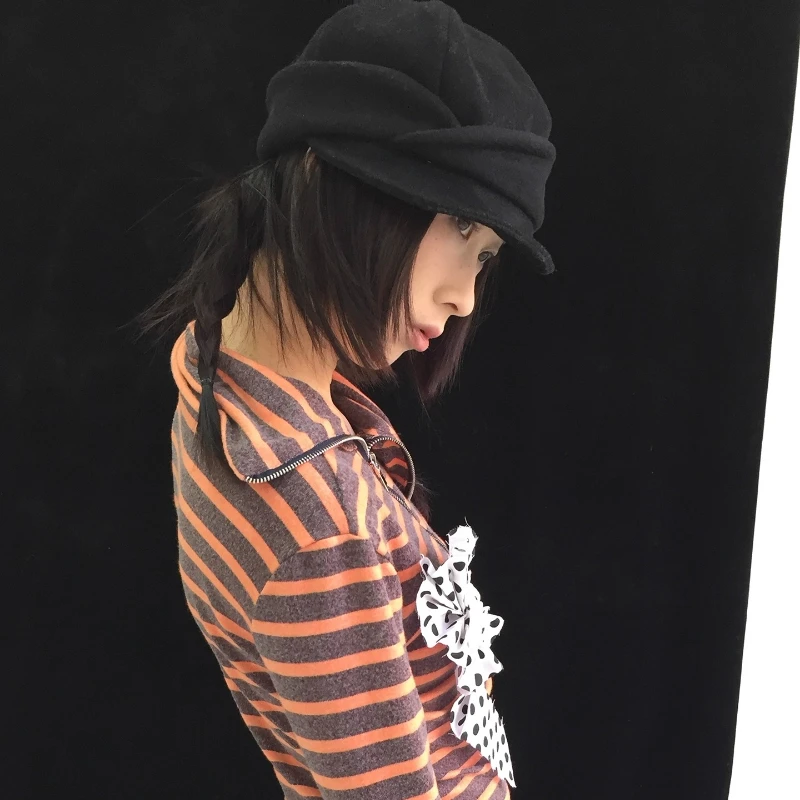 2025 Autumn Winter New Black Pleated Heavy Craft Women's Hats Korean Design Sweet Cool Elegant High-end Retro Warm Berets Ladies
2025 Autumn Winter New Black Pleated Heavy Craft Women's Hats Korean Design Sweet Cool Elegant High-end Retro Warm Berets Ladies