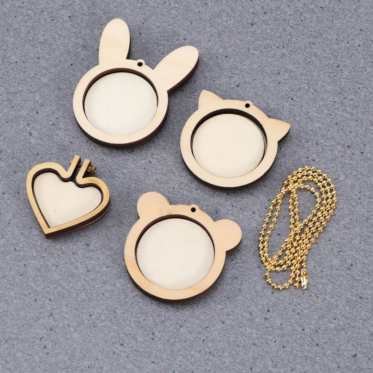 5 Pcs Wooden Embroidery Shed Hoop Mini Frames Fixture Hoops for Crafts Bamboo Cross Stitch
5 Pcs Wooden Embroidery Shed Hoop Mini Frames Fixture Hoops for Crafts Bamboo Cross Stitch