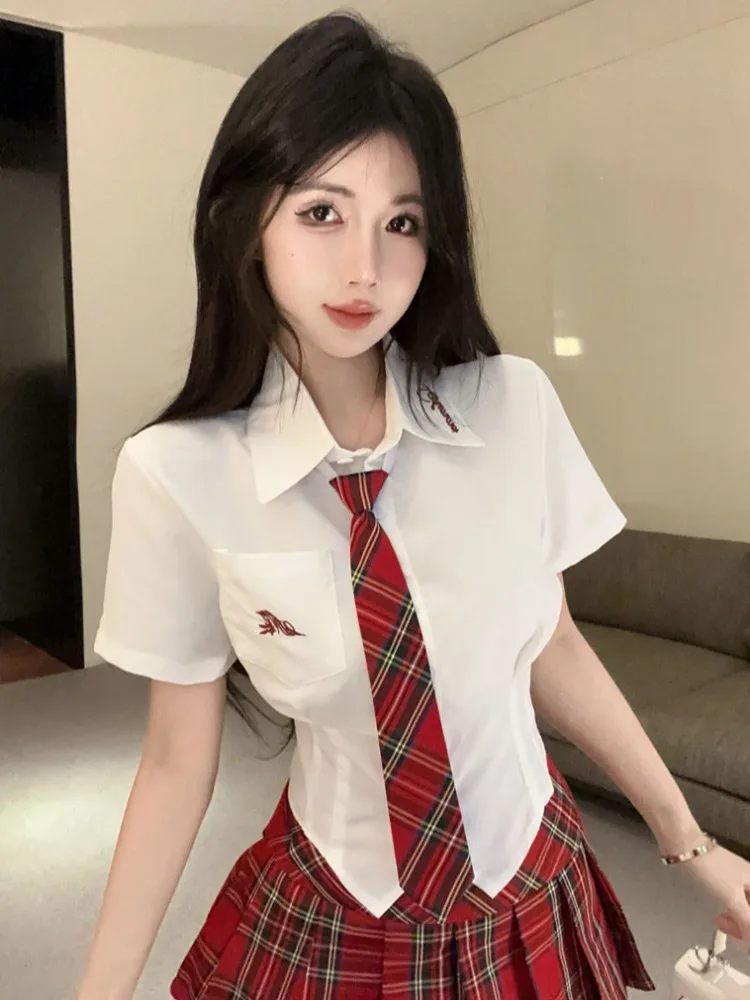 Summer College Style Sweet Spicy JK Uniform Set Women's American Fashion Design Short Sleeve Shirt Half Skirt Two Piece Set
Summer College Style Sweet Spicy JK Uniform Set Women's American Fashion Design Short Sleeve Shirt Half Skirt Two Piece Set