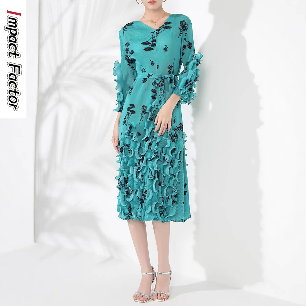 2025 Miyake High-end Dress Women's New Heavy Industry Design Sense Fungus Edge Printing Waist Fold Medium and Long Dress 
2025 Miyake High-end Dress Women's New Heavy Industry Design Sense Fungus Edge Printing Waist Fold Medium and Long Dress