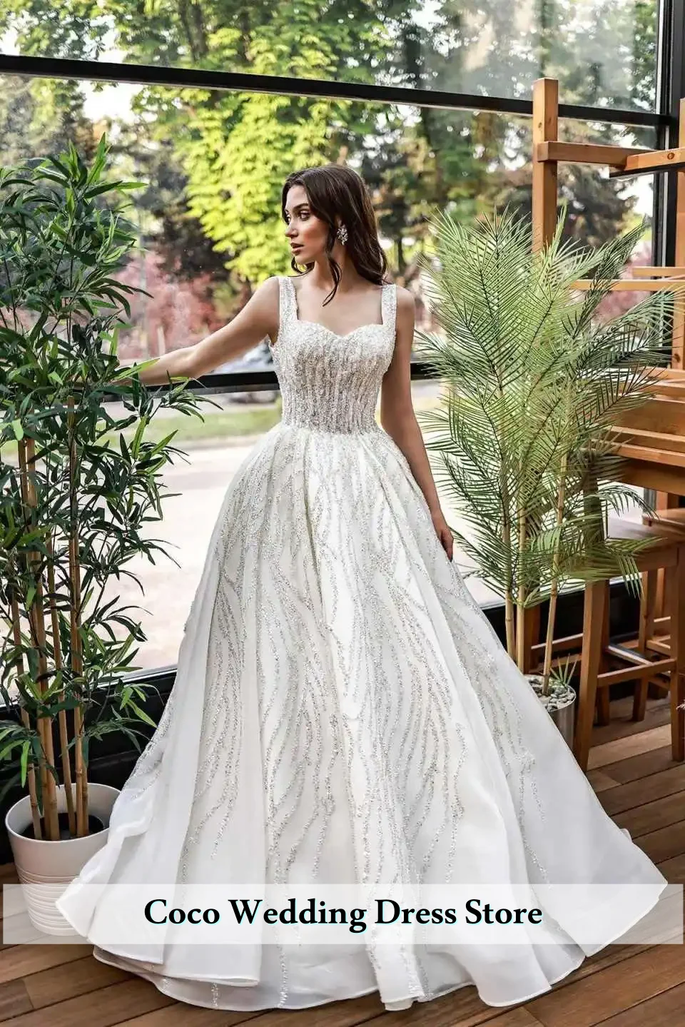 CustomizedLuxury Wedding Dresses Sequins Beading Bride Ball Gown Spaghetti Straps Bridal Dress Made Sleeveless Vestidos De Novia
CustomizedLuxury Wedding Dresses Sequins Beading Bride Ball Gown Spaghetti Straps Bridal Dress Made Sleeveless Vestidos De Novia