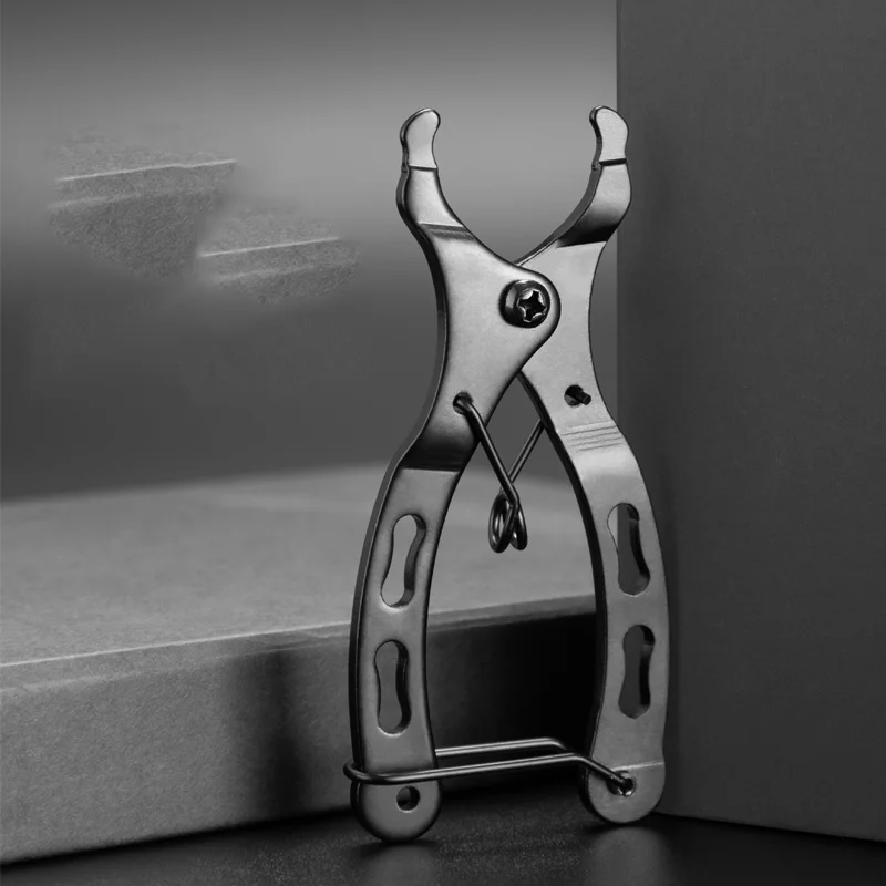 Mni Bicycle Chain Buckle Pliers Potable MTB Bike Chain Quick Release Magic Link Clamp Removal Install Plier Cycling Repair Tool
Mni Bicycle Chain Buckle Pliers Potable MTB Bike Chain Quick Release Magic Link Clamp Removal Install Plier Cycling Repair Tool