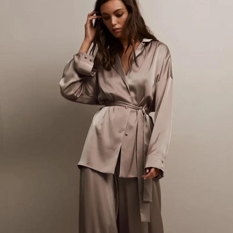 Women's 2-Piece Pajama Set, Silky Satin Robe & Pants, Breathable All-Season Loungewear
Women's 2-Piece Pajama Set, Silky Satin Robe & Pants, Breathable All-Season Loungewear