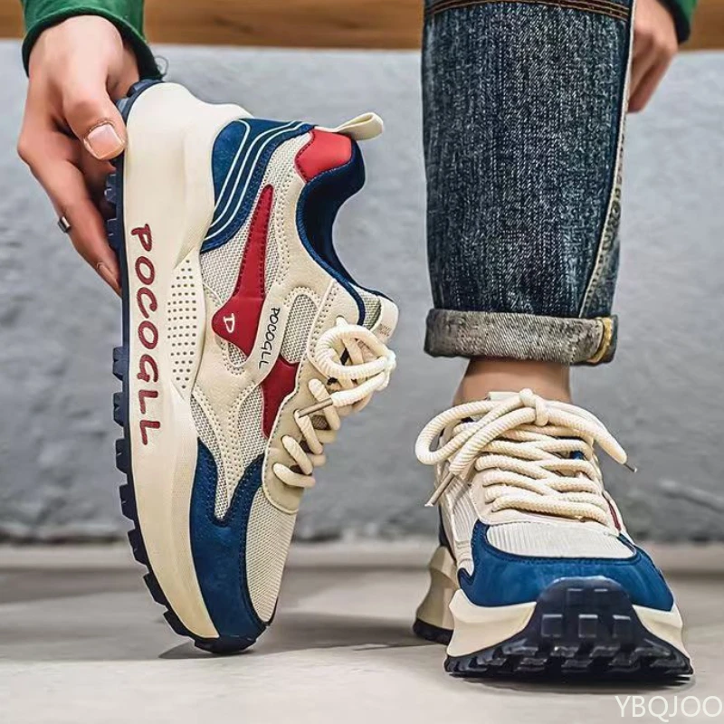 Новые мужские летние дышащие противоскользящие универсальные сетчатые кроссовки, удобная обувь, увеличивающая рост, модная мужская обувь в стиле ретро
Новые мужские летние дышащие противоскользящие универсальные сетчатые кроссовки, удобная обувь, увеличивающая рост, модная мужская обувь в стиле ретро