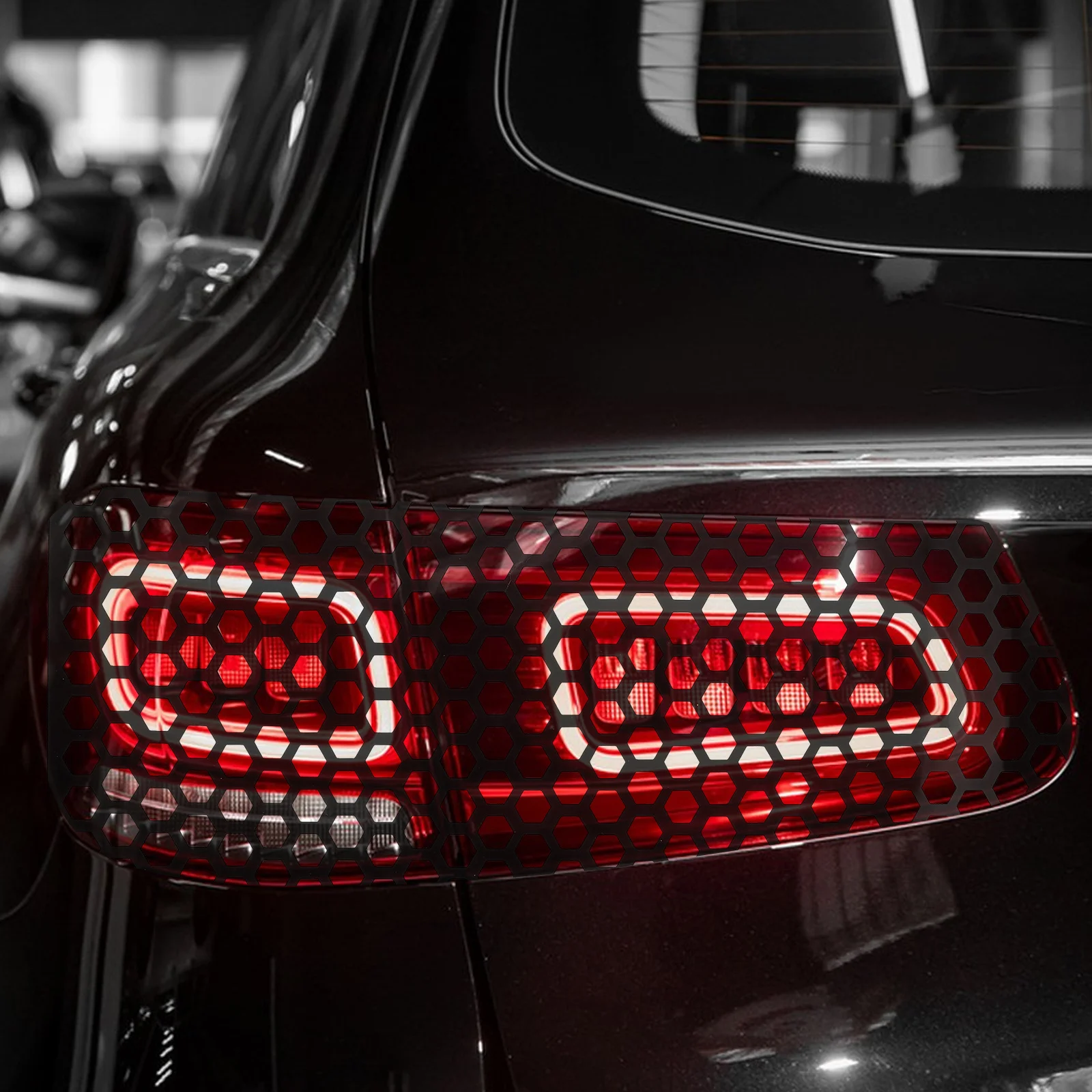 Premium Honeycomb Taillight Decals Self Adhesive Car Light Film for Rear Light Decoration Universal Fit DIY Installation
Premium Honeycomb Taillight Decals Self Adhesive Car Light Film for Rear Light Decoration Universal Fit DIY Installation