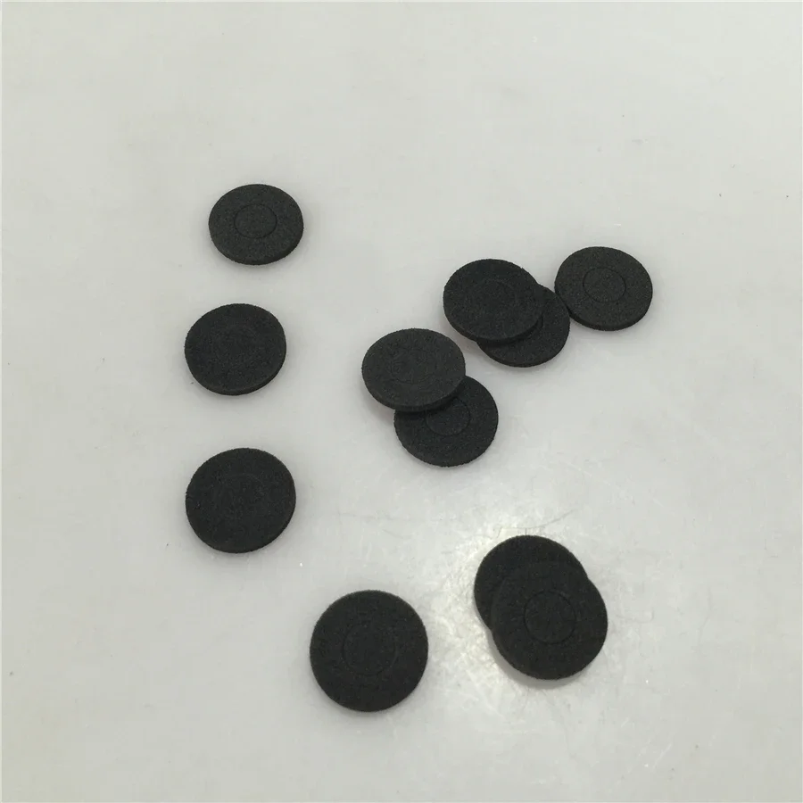 100PCS/For door trim board buckle screws shockproof density foam soundproofing foam pad cushions the center bore
100PCS/For door trim board buckle screws shockproof density foam soundproofing foam pad cushions the center bore