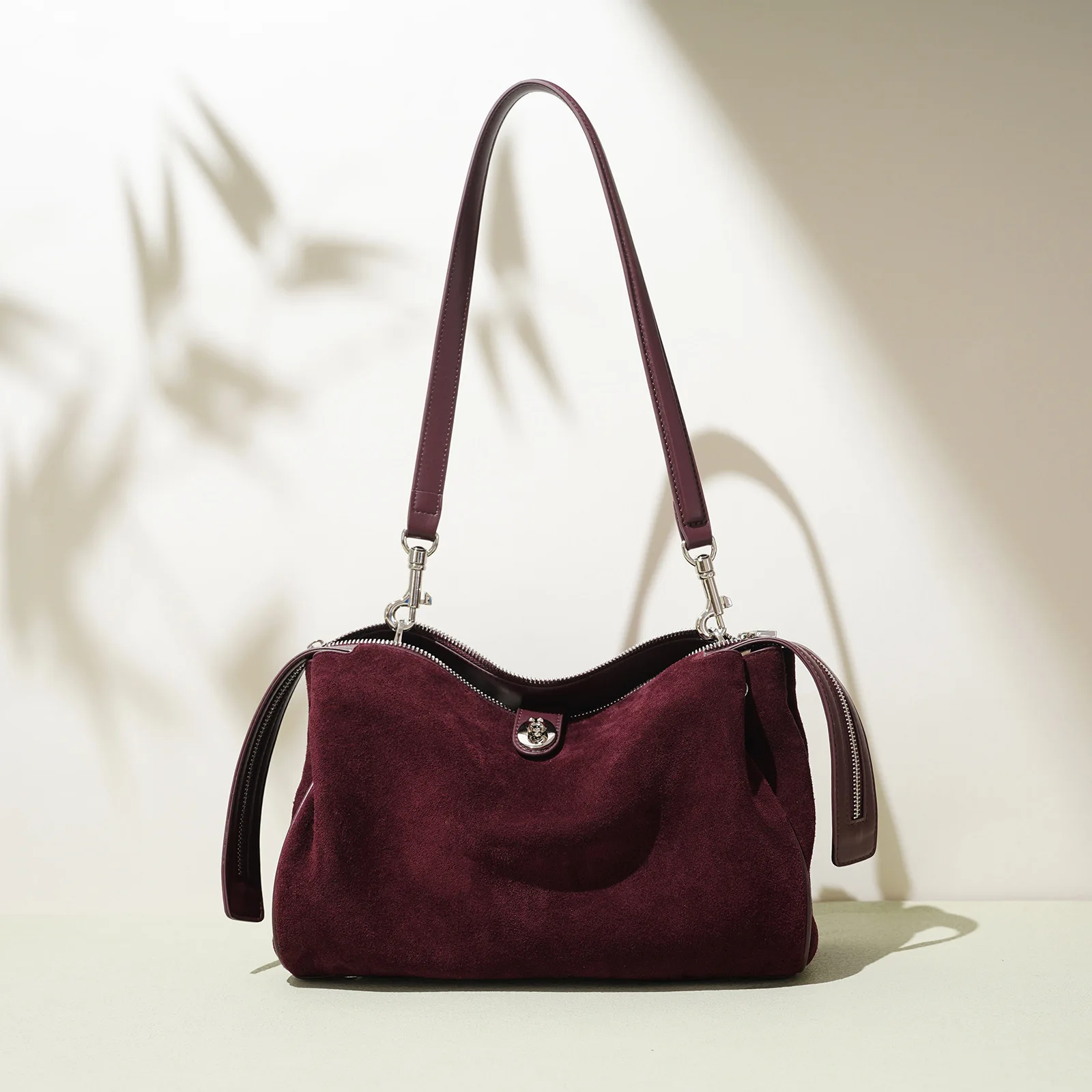 2025 New Niche Design Handbag Matte Leather Commuter Tote Bag Foreign High-end Shoulder Bag Underarm Bag
2025 New Niche Design Handbag Matte Leather Commuter Tote Bag Foreign High-end Shoulder Bag Underarm Bag