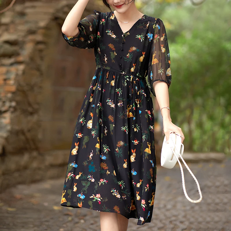 100% Real Silk Women's Floral Print Dress 2024 Summer Elegant Dresses For Women V-neck Half Sleeve Black Woman Long Dress A-line
100% Real Silk Women's Floral Print Dress 2024 Summer Elegant Dresses For Women V-neck Half Sleeve Black Woman Long Dress A-line