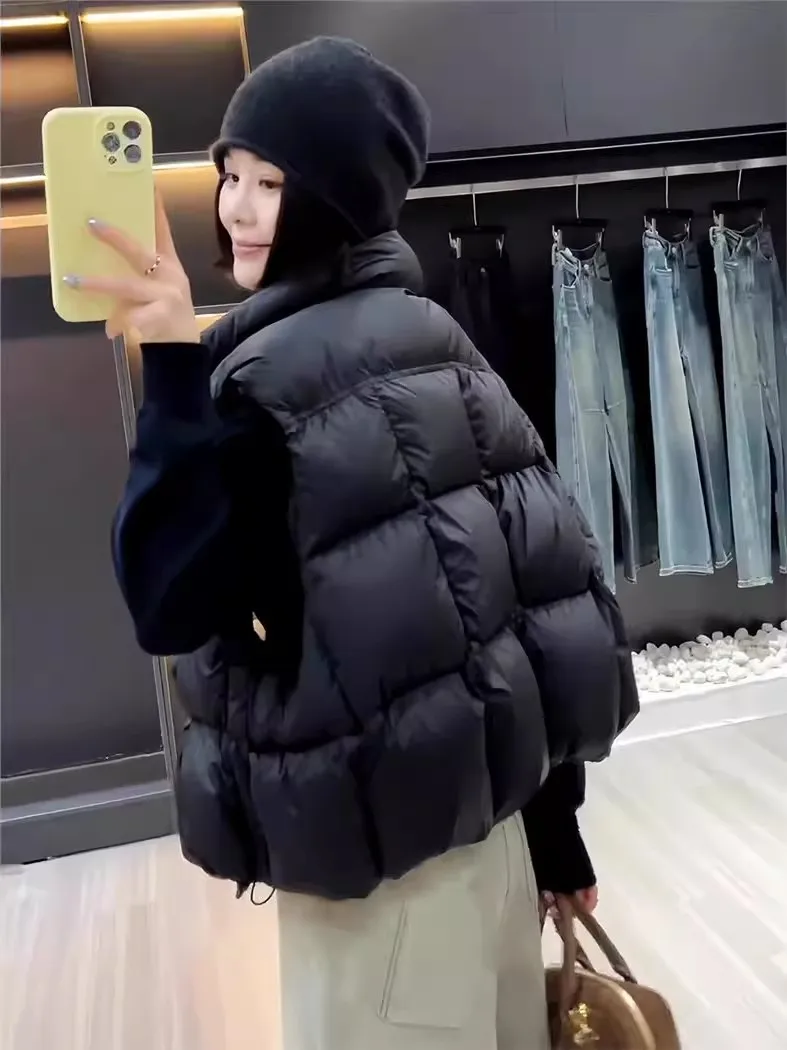 Women's down Vest White Duck Feather Jacket Outerwear Autumn Winter New Style Small Size Fashionable Quilted Vest Coat
Women's down Vest White Duck Feather Jacket Outerwear Autumn Winter New Style Small Size Fashionable Quilted Vest Coat
