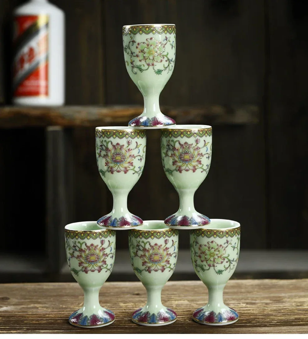 2PCS/Lot Chinese Style Mini Goblet 20ML Ceramic Wine Glass Home Retro Liquor Glass Chinese Blue And White Porcelain Wine Cup
2PCS/Lot Chinese Style Mini Goblet 20ML Ceramic Wine Glass Home Retro Liquor Glass Chinese Blue And White Porcelain Wine Cup