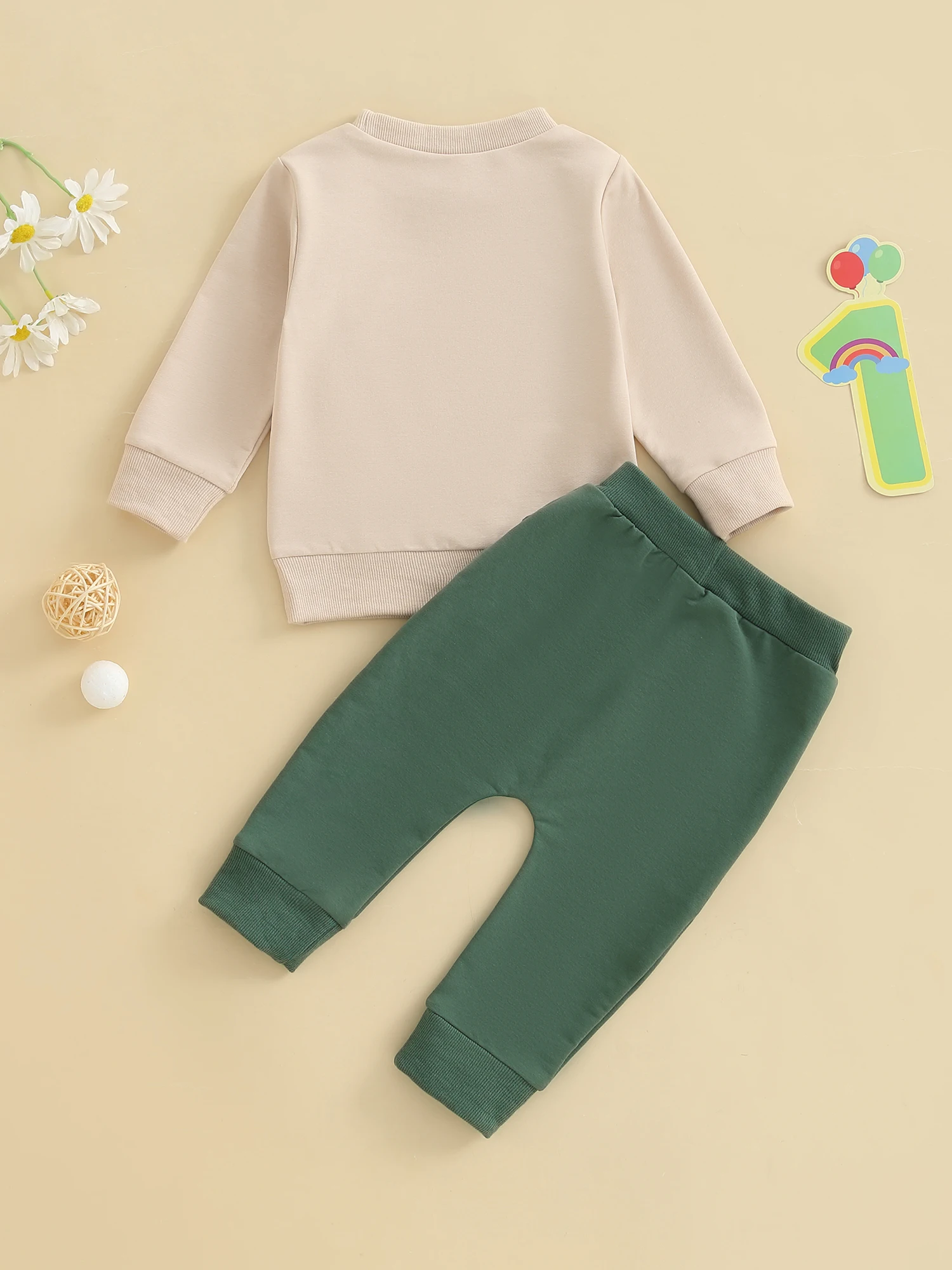 Наряд для первого дня рождения для маленьких девочек, комбинезон с короткими рукавами и круглым вырезом с цветочным принтом и повязкой на голову, комплект одежды для малышей
Наряд для первого дня рождения для маленьких девочек, комбинезон с короткими рукавами и круглым вырезом с цветочным принтом и повязкой на голову, комплект одежды для малышей