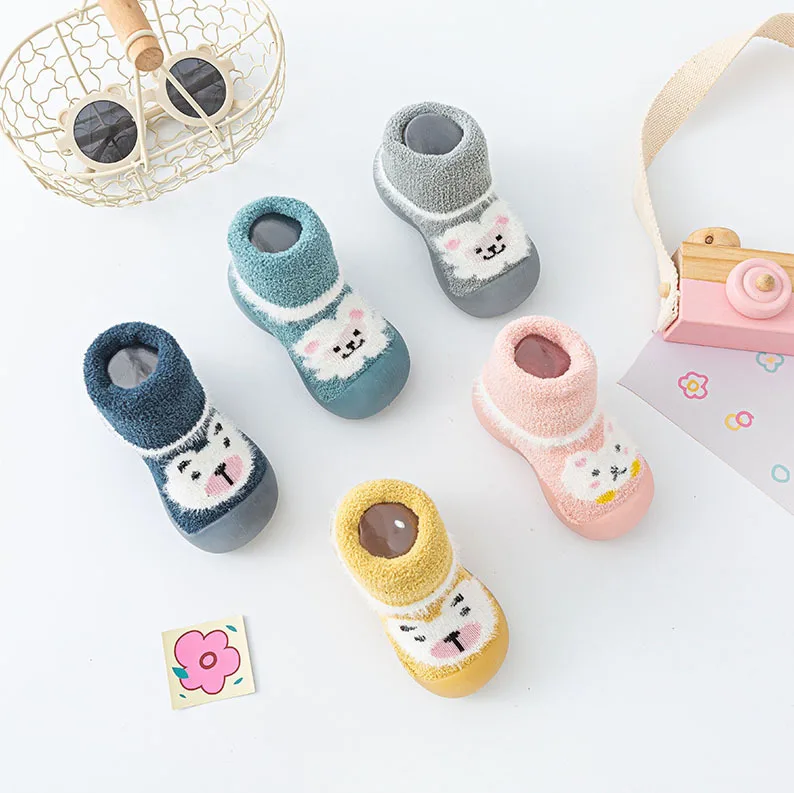 Baby toddler shoes autumn and winter plus velvet children's socks shoes infant soft sole floor shoes cartoon pattern
Baby toddler shoes autumn and winter plus velvet children's socks shoes infant soft sole floor shoes cartoon pattern