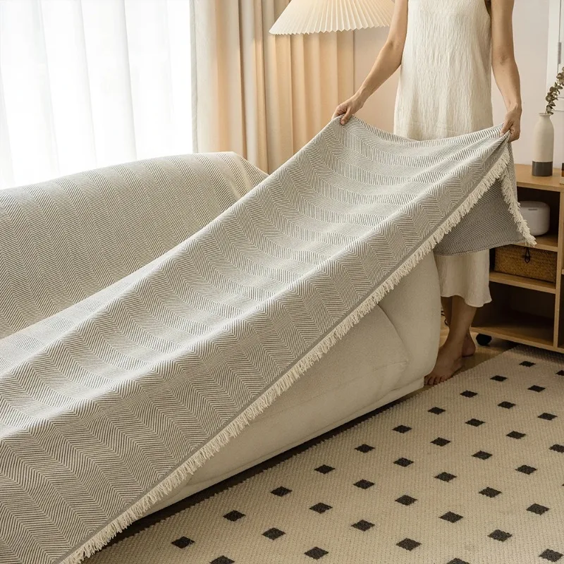 Chenille Sofa Towel Herringbone Pattern Cover Cloth Four Seasons Universal Dustproof Sofa Cushion Full Cover Blanket
Chenille Sofa Towel Herringbone Pattern Cover Cloth Four Seasons Universal Dustproof Sofa Cushion Full Cover Blanket