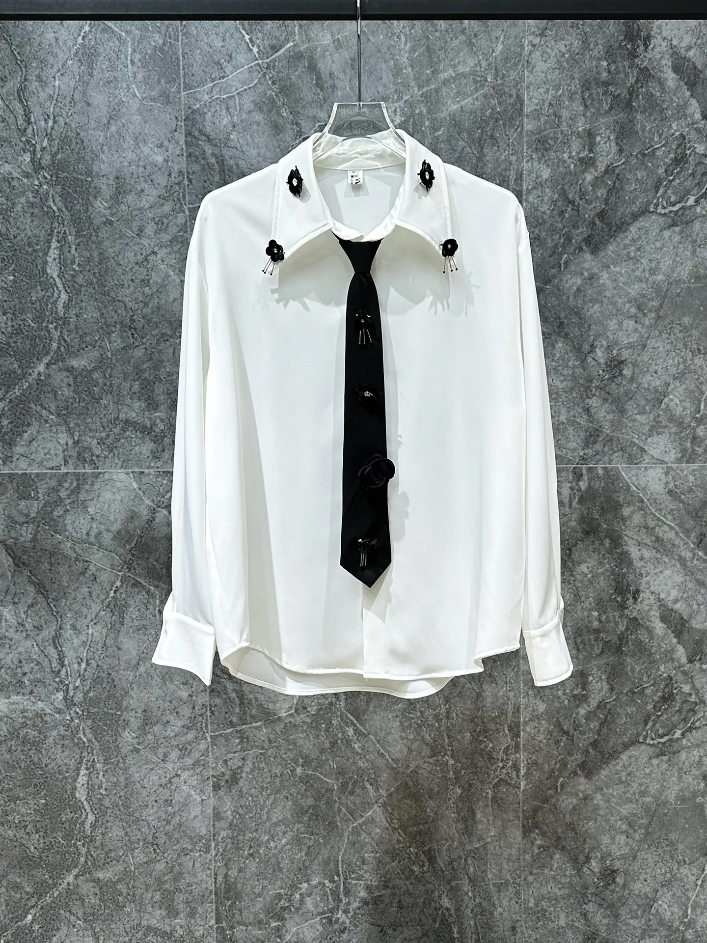 High Quality Tie Flower Design Shirt Men Korean Fashion Handsome Shirt Casual Social Party Stage Performance Shirts Men Clothing
High Quality Tie Flower Design Shirt Men Korean Fashion Handsome Shirt Casual Social Party Stage Performance Shirts Men Clothing
