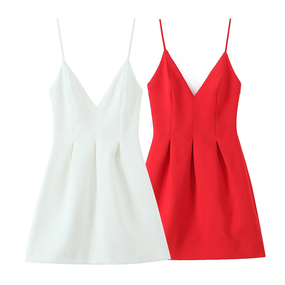TRAF 2025 Womens Stylish Spaghetti Strap Mini Dresses in Red and White with Deep V Necklines and Pleated Detailing
TRAF 2025 Womens Stylish Spaghetti Strap Mini Dresses in Red and White with Deep V Necklines and Pleated Detailing