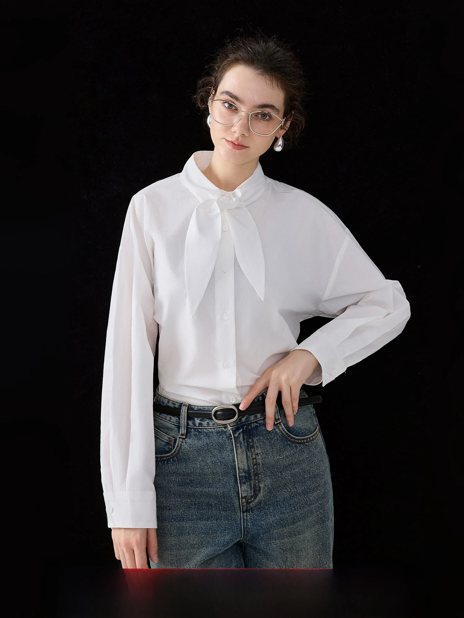 Новая женская элегантная блузка из 100% хлопка с длинным рукавом и бантом, дышащая и комфортная, для весны
Новая женская элегантная блузка из 100% хлопка с длинным рукавом и бантом, дышащая и комфортная, для весны