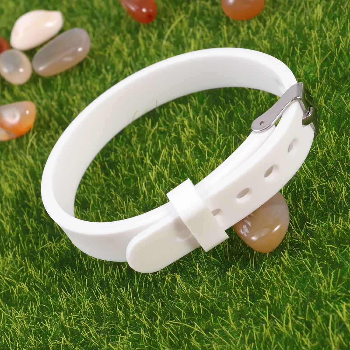 Solid Color Silicone Wristbands Toys Kids Boys Girls Bracelets Stretchable Durable Eco Interval Hole Design Game
Solid Color Silicone Wristbands Toys Kids Boys Girls Bracelets Stretchable Durable Eco Interval Hole Design Game