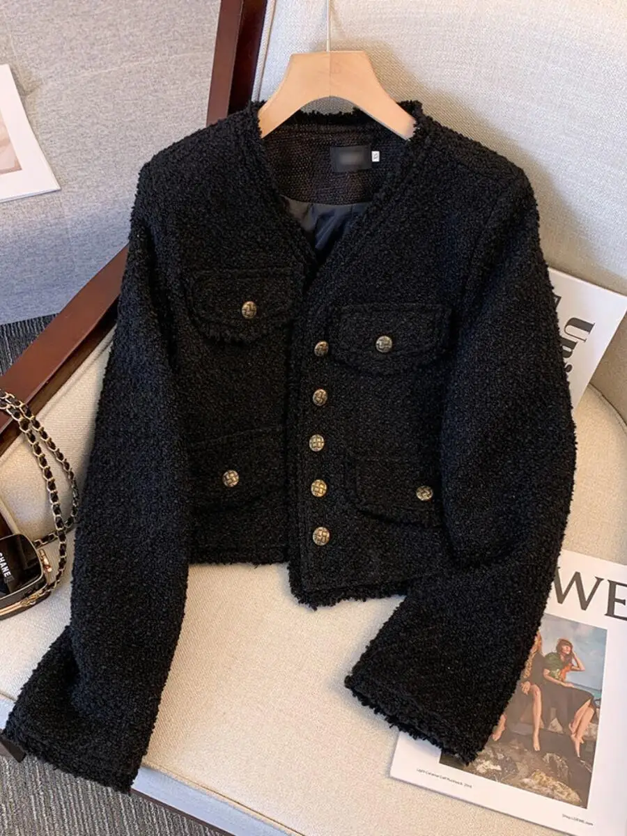 Black Tweed V-neck Jacket Women's Spring Autumn 2024 French style Single Breasted Outwaer Spring Long Sleeve Slim Fit Short Top
Black Tweed V-neck Jacket Women's Spring Autumn 2024 French style Single Breasted Outwaer Spring Long Sleeve Slim Fit Short Top