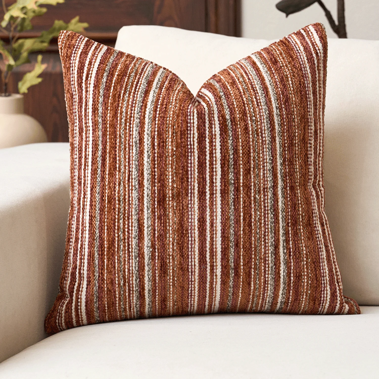 1pc/2pcs Luxury Chenille Striped Decorative Throw Pillow Cover, No Pillow Insert, Boucle Texture Square Sofa Cushion Cover For L
1pc/2pcs Luxury Chenille Striped Decorative Throw Pillow Cover, No Pillow Insert, Boucle Texture Square Sofa Cushion Cover For L