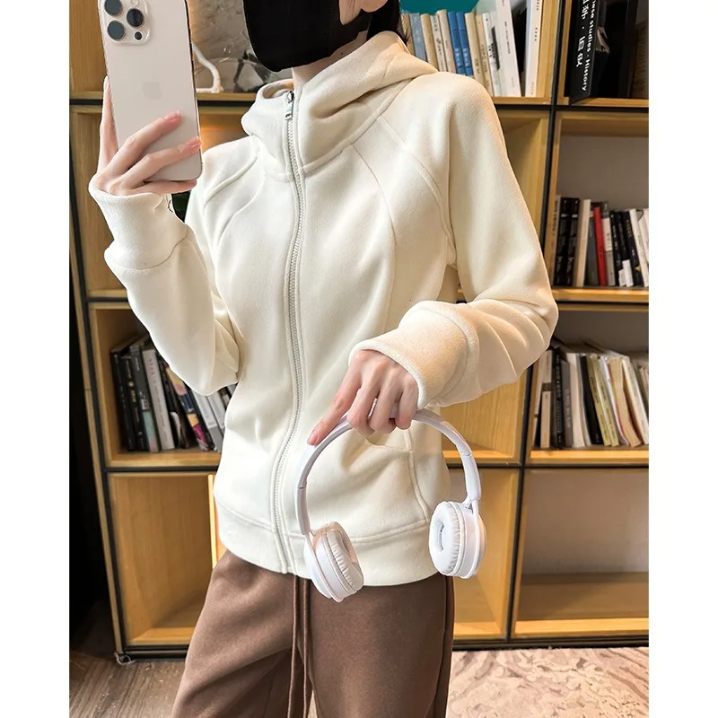 Двусторонняя флисовая утепленная куртка-худи на молнии с высоким воротником для женщин, универсальный бейсбольный топ
Двусторонняя флисовая утепленная куртка-худи на молнии с высоким воротником для женщин, универсальный бейсбольный топ