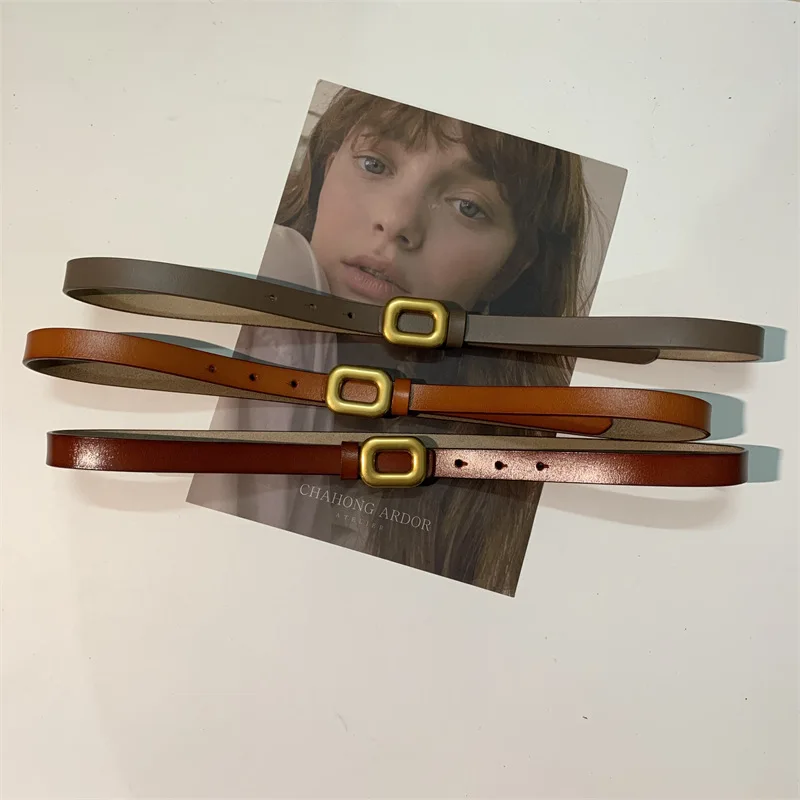 Классические винтажные женские джинсы с поясом, универсальные аксессуары, платье с тонкой талией, модный стиль Ins
Классические винтажные женские джинсы с поясом, универсальные аксессуары, платье с тонкой талией, модный стиль Ins