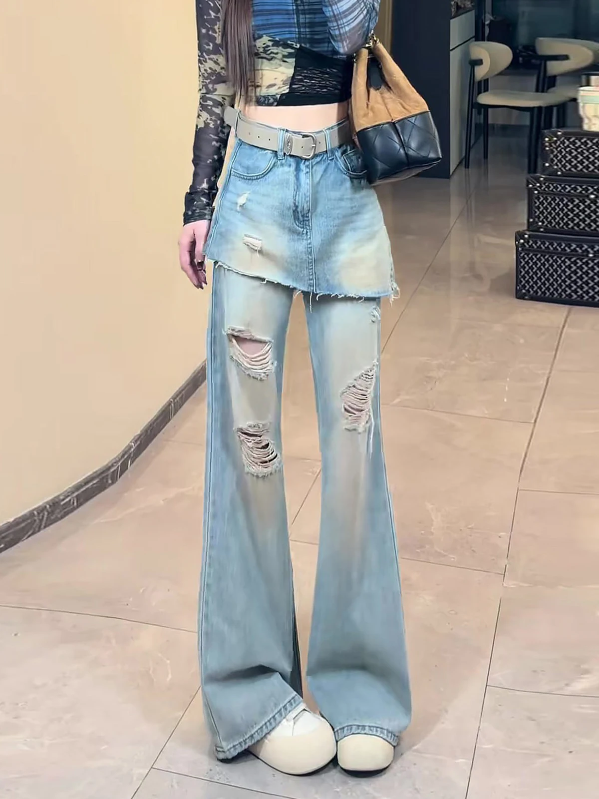 High Waist Hole Design Casual Style Women's Jeans Summer Loose Fit Bootcut Pants Torn Hole Effectiveness Two-Piece Look
High Waist Hole Design Casual Style Women's Jeans Summer Loose Fit Bootcut Pants Torn Hole Effectiveness Two-Piece Look