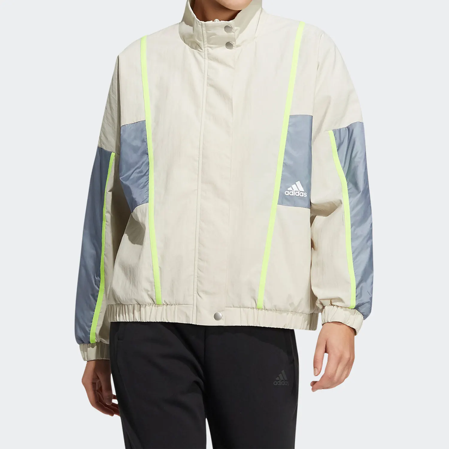 Adidas genuine Season New Women's Casual Woven Jacket HM7444
Adidas genuine Season New Women's Casual Woven Jacket HM7444