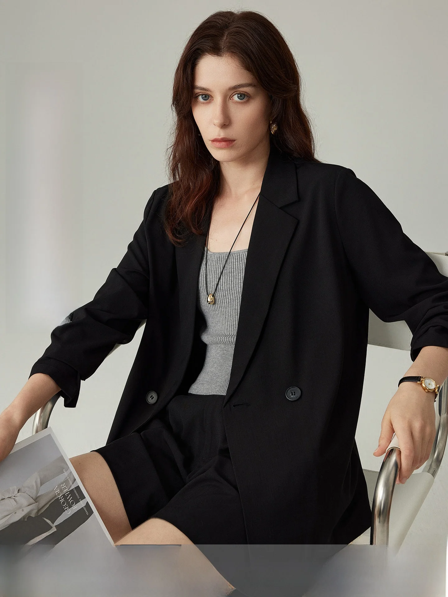 Black Thin Suit Jacket for Women Breathable Summer Professional Commuting Interview Versatile Workwear Top Original Design
Black Thin Suit Jacket for Women Breathable Summer Professional Commuting Interview Versatile Workwear Top Original Design