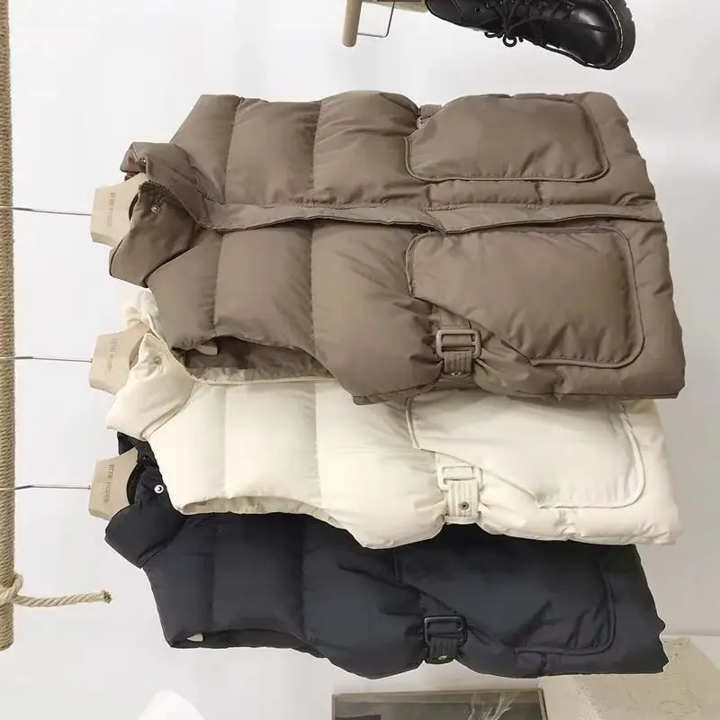 Осень-зима 2022, новый пуховый хлопковый жилет, женский модный универсальный теплый женский жилет без рукавов, удобная женская короткая куртка 
Осень-зима 2022, новый пуховый хлопковый жилет, женский модный универсальный теплый женский жилет без рукавов, удобная женская короткая куртка