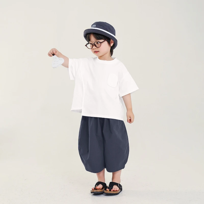 2026 Summer New Solid Color Hot Selling Design Sense Simple Irregular Hem Loose Round Neck Short Sleeved T-shirt
2026 Summer New Solid Color Hot Selling Design Sense Simple Irregular Hem Loose Round Neck Short Sleeved T-shirt