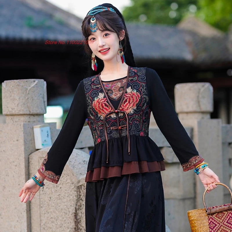 2025 traditional vintage v-neck vest chinese lace patchwork vest national flower embroidery sleeveless jacket ethnic hanfu tops
2025 traditional vintage v-neck vest chinese lace patchwork vest national flower embroidery sleeveless jacket ethnic hanfu tops
