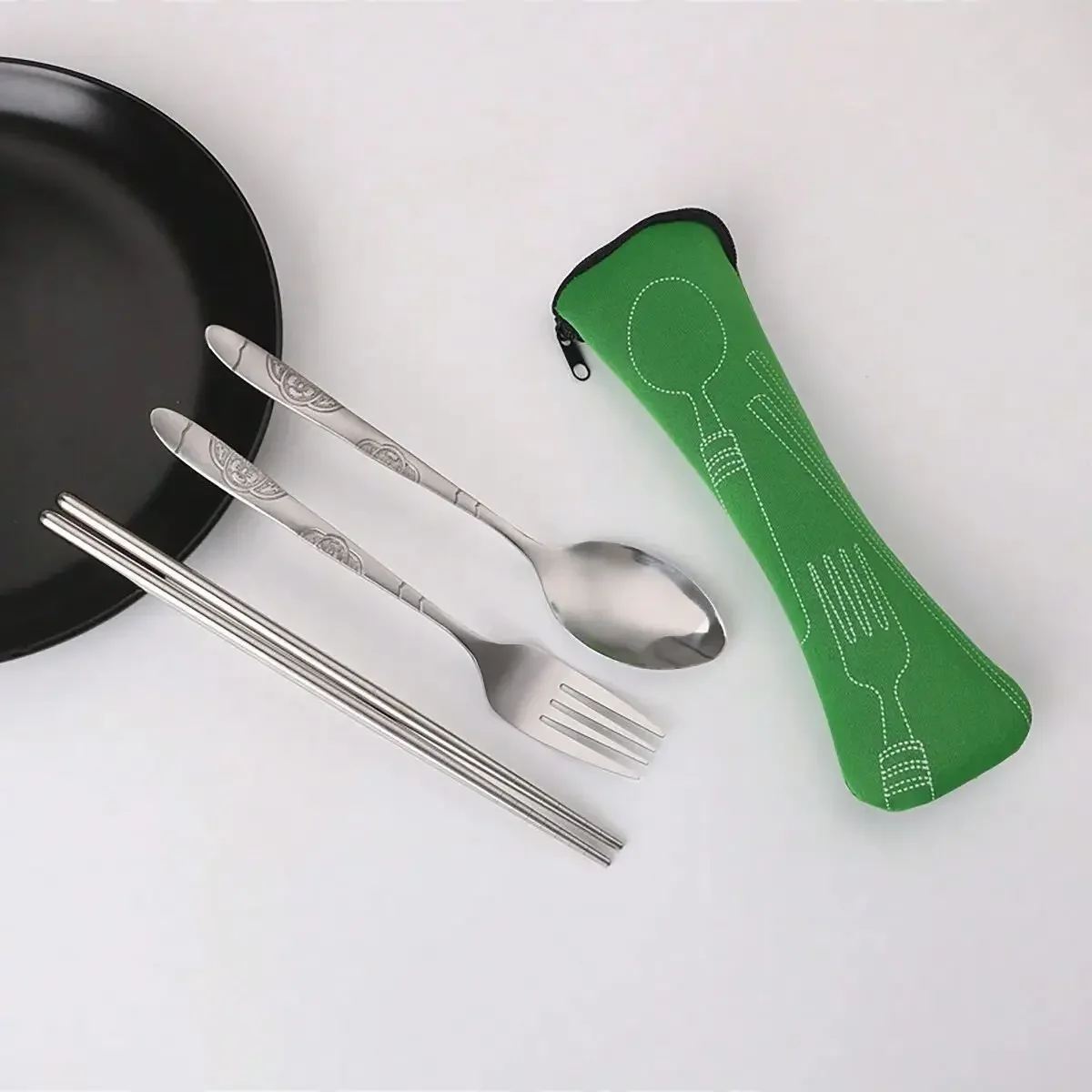4pcs Portable Tableware Storage Bag, Zipper Type, Stainless Steel Spoon Chopsticks Bag, For Teenagers And Workers At School
4pcs Portable Tableware Storage Bag, Zipper Type, Stainless Steel Spoon Chopsticks Bag, For Teenagers And Workers At School