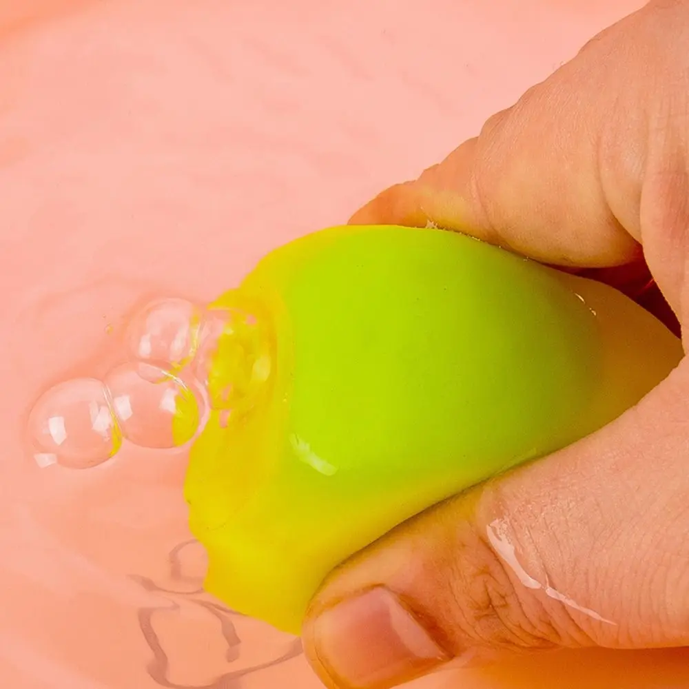 Vinyl Simulated Fruit Pinching Toys Sound Kneading Vegetable Baby Bath Toys Soft Elastic Fruit Play Water Bath Toy Funny Toy
Vinyl Simulated Fruit Pinching Toys Sound Kneading Vegetable Baby Bath Toys Soft Elastic Fruit Play Water Bath Toy Funny Toy