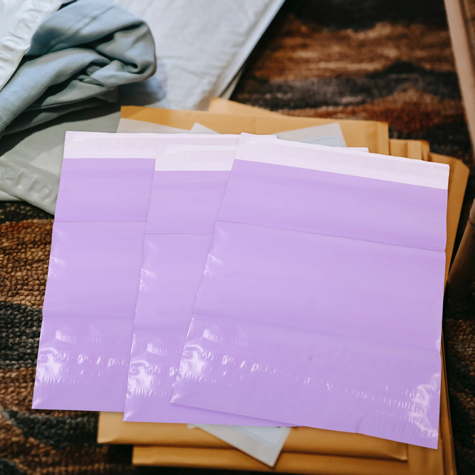 100pcs Purple Mailing Bags Anti-Wear Material Strong Adhesive Odor Resistant Closure for Clothing Envelope for Women's
100pcs Purple Mailing Bags Anti-Wear Material Strong Adhesive Odor Resistant Closure for Clothing Envelope for Women's