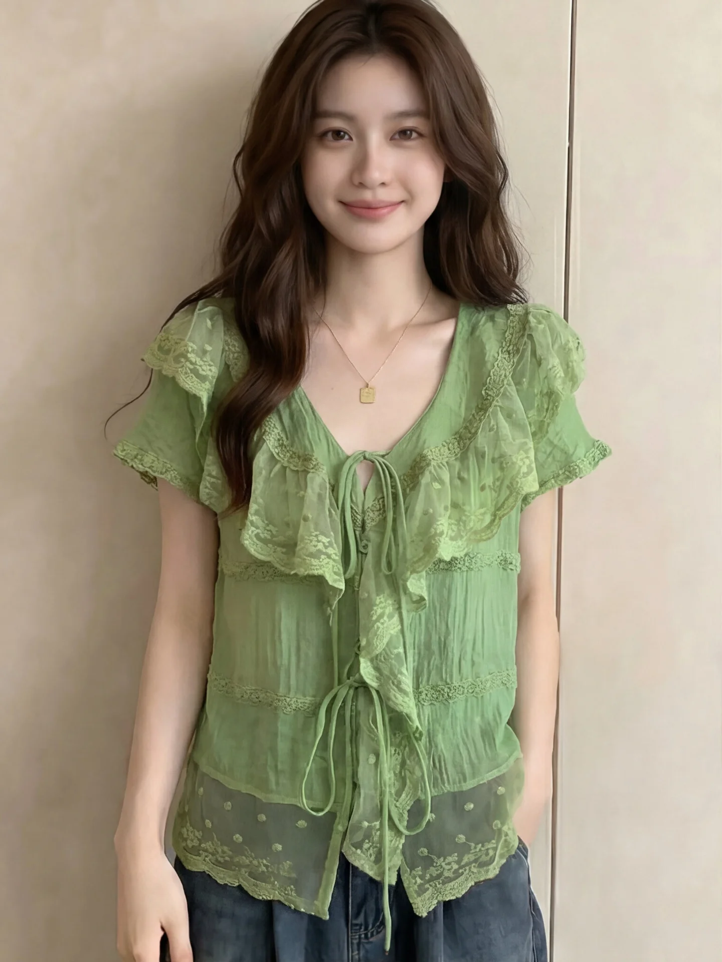 Ruffle Hem V-Neck Short Sleeve Lace Patchwork Shirt Women's Summer Fashionable Youthful Doll Shirt Lightweight Luxury Feel
Ruffle Hem V-Neck Short Sleeve Lace Patchwork Shirt Women's Summer Fashionable Youthful Doll Shirt Lightweight Luxury Feel