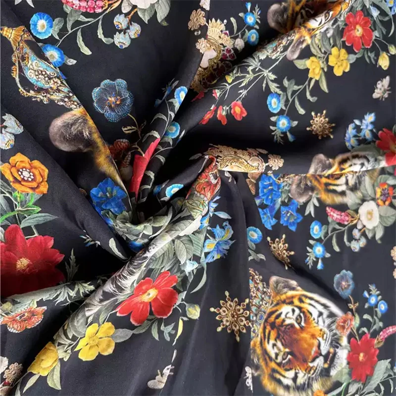 1 meter 100% Mulberry Silk 13 momme Crepe Silk Fabric Black Tiger with Floral Printed 136cm 53" wide by the yard JN785
1 meter 100% Mulberry Silk 13 momme Crepe Silk Fabric Black Tiger with Floral Printed 136cm 53" wide by the yard JN785