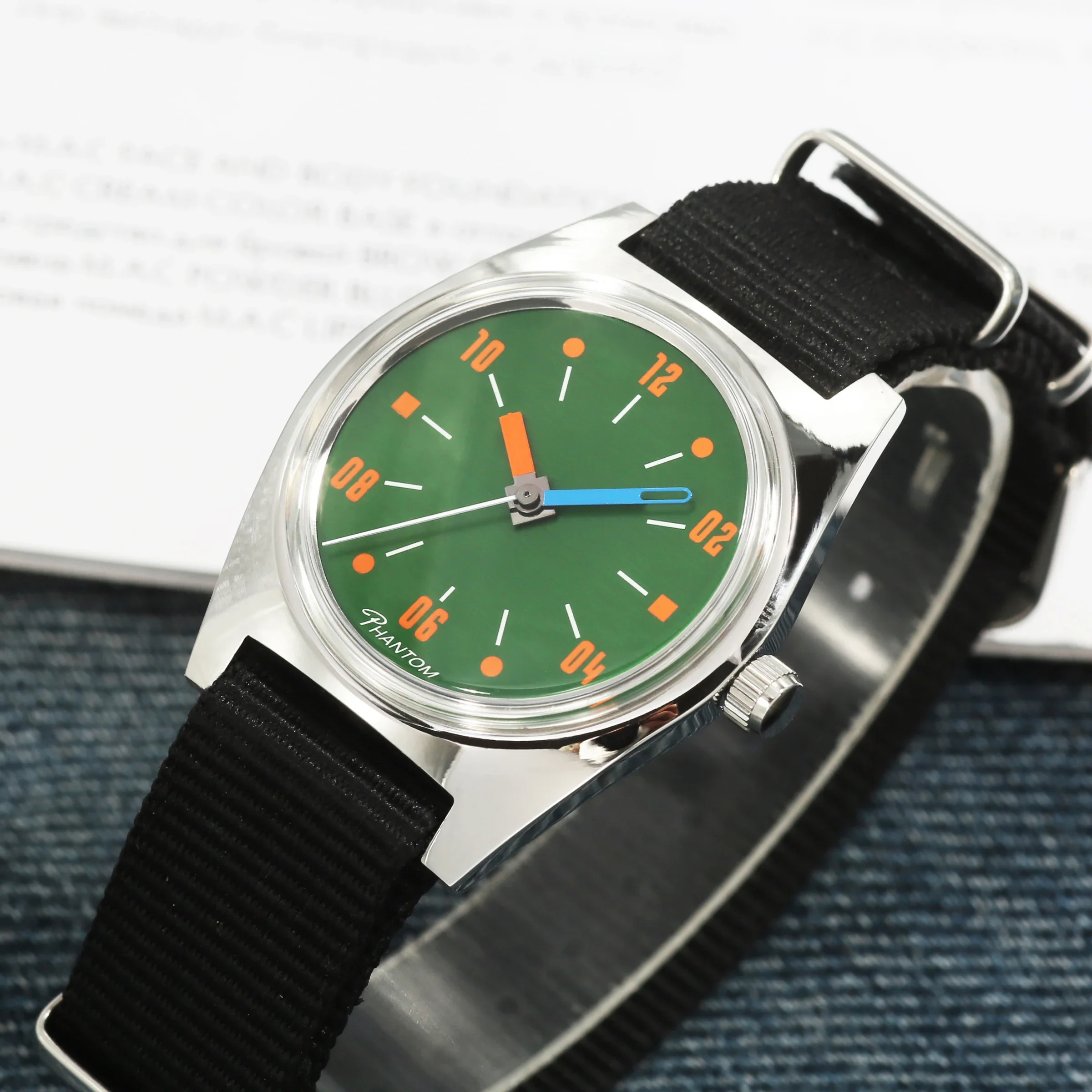 PHANTOM 36MM Hand-Wind Mechanical Watch 7120 Waterproof Bauhaus Design Watch for Men wholesale
PHANTOM 36MM Hand-Wind Mechanical Watch 7120 Waterproof Bauhaus Design Watch for Men wholesale