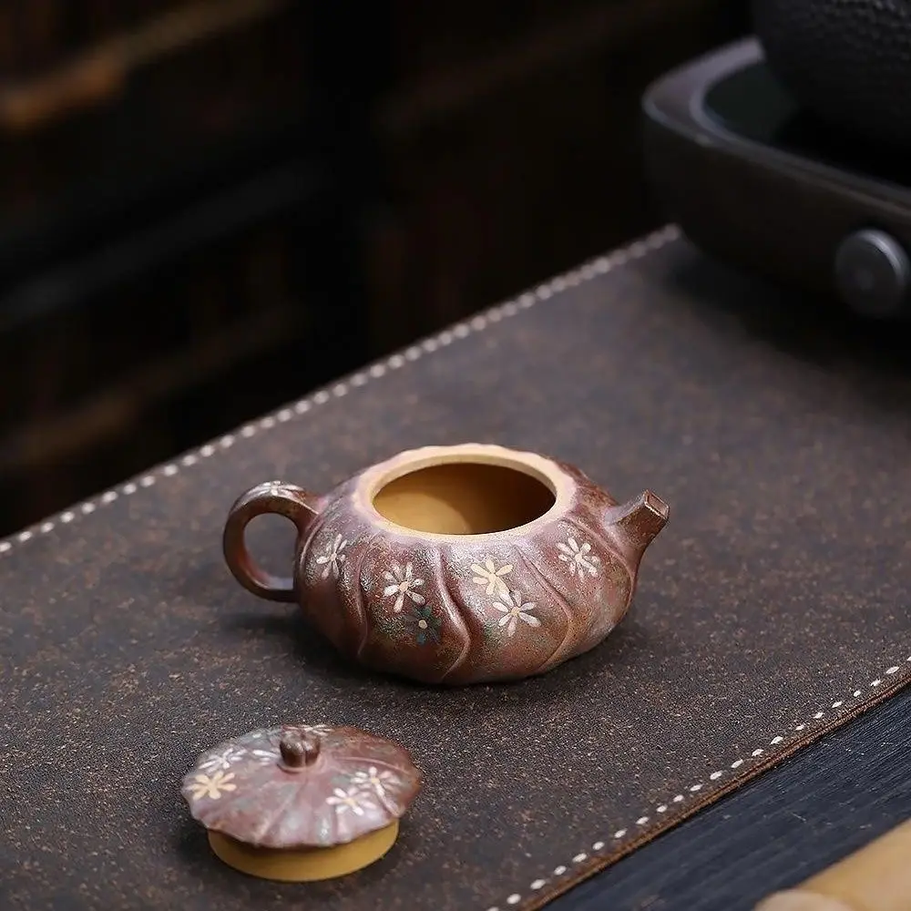 Yixing Zisha Teapot Original Ancient Method Firewood Fired Clay Painted Wind Scroll Sunflower 170Ml Handmade Kung Fu Brewing Pot
Yixing Zisha Teapot Original Ancient Method Firewood Fired Clay Painted Wind Scroll Sunflower 170Ml Handmade Kung Fu Brewing Pot