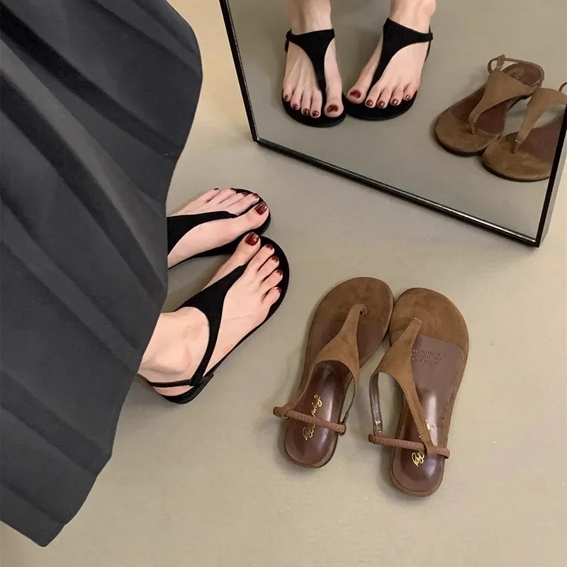 Flats Women's Sandals Clip Toe Casual Shoes Dress Fashion Woman Slippers Summer 2025 Beach Flip Flops Walking Босоножки Женские
Flats Women's Sandals Clip Toe Casual Shoes Dress Fashion Woman Slippers Summer 2025 Beach Flip Flops Walking Босоножки Женские