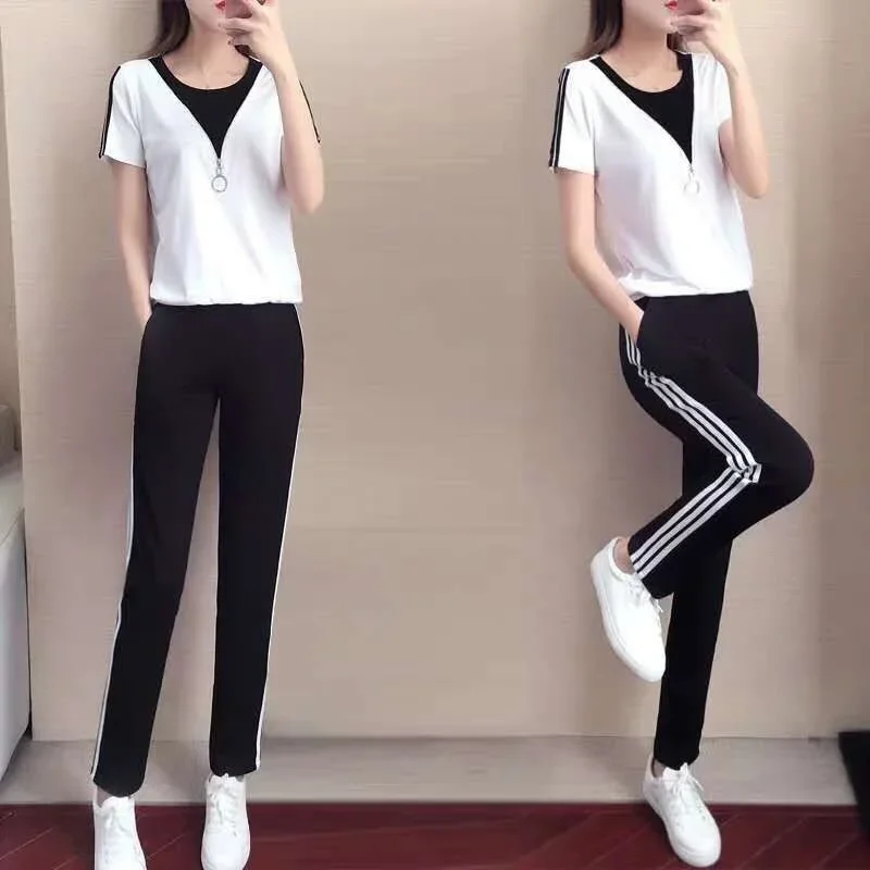 Women's Tracksuit 2025 Summer New Casual Suit Short Sleeved Hooded Top Pants 2 Two Piece Set Korean Running Sportswear For Women
Women's Tracksuit 2025 Summer New Casual Suit Short Sleeved Hooded Top Pants 2 Two Piece Set Korean Running Sportswear For Women