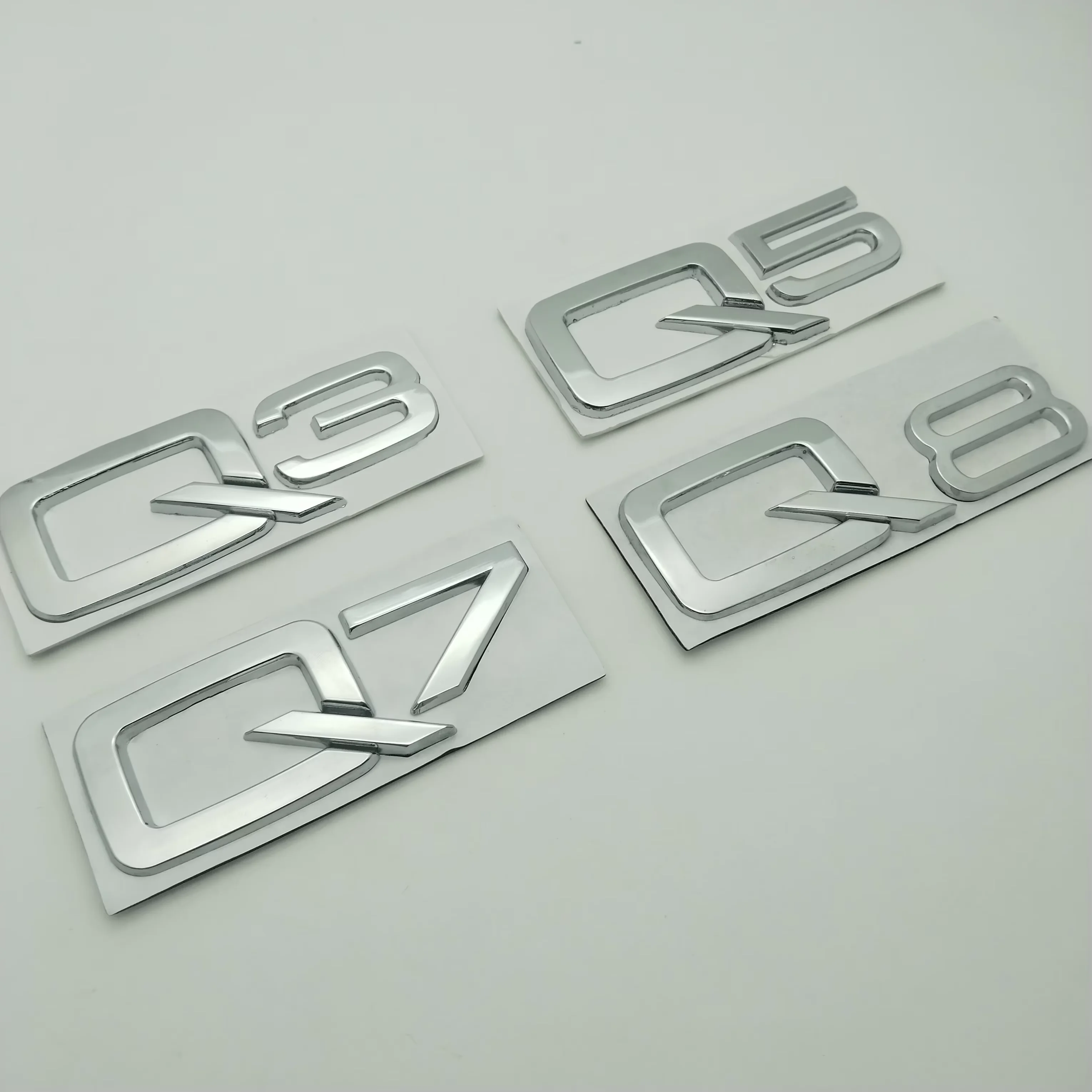 1 piece of 3D three-dimensional alphanumeric badge sticker Q3 Q5 Q7 Q8 A3 A4 A5 A6 A7 A8 trunk rear nameplate sticker
1 piece of 3D three-dimensional alphanumeric badge sticker Q3 Q5 Q7 Q8 A3 A4 A5 A6 A7 A8 trunk rear nameplate sticker