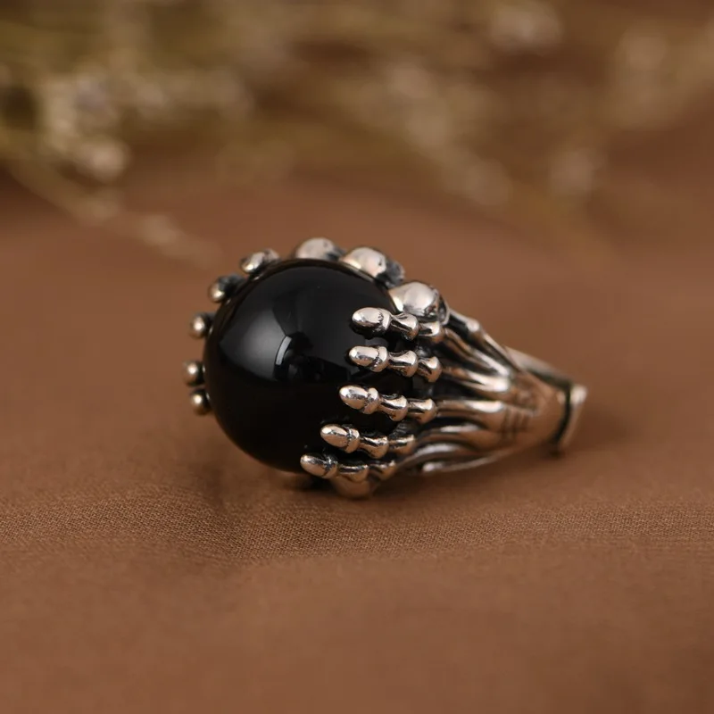 Natural Black Agate Men 925 Silver High Rings Cool Punk Skull Ring Thai Silver Skeleton Hand Ring Trendy Gothic Jewelry HIP-HOP
Natural Black Agate Men 925 Silver High Rings Cool Punk Skull Ring Thai Silver Skeleton Hand Ring Trendy Gothic Jewelry HIP-HOP