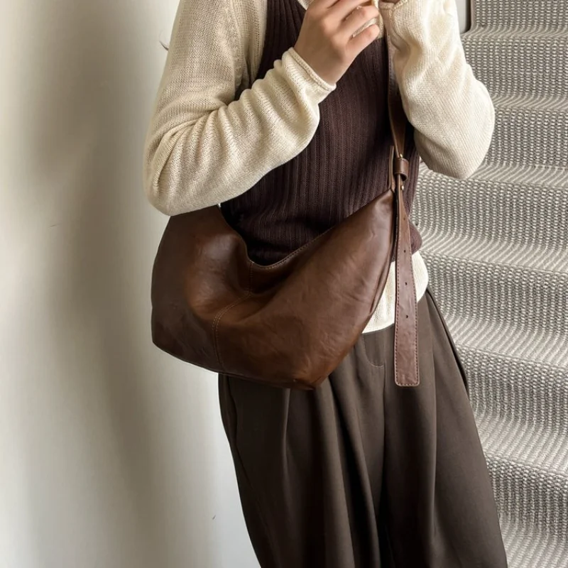 Women's Vintage Oil Wax Leather Hobo Shoulder Bag, Daily Office, Streetwear, Weekend Travel, Shopping & Errands Women Handbags
Women's Vintage Oil Wax Leather Hobo Shoulder Bag, Daily Office, Streetwear, Weekend Travel, Shopping & Errands Women Handbags