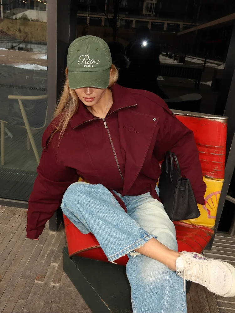 Women's Stand Collar Zip-up Jacket With Pockets 2025 Wine Red Short Coats Long Sleeve Button Lace-up Street Fashion Outerwears
Women's Stand Collar Zip-up Jacket With Pockets 2025 Wine Red Short Coats Long Sleeve Button Lace-up Street Fashion Outerwears